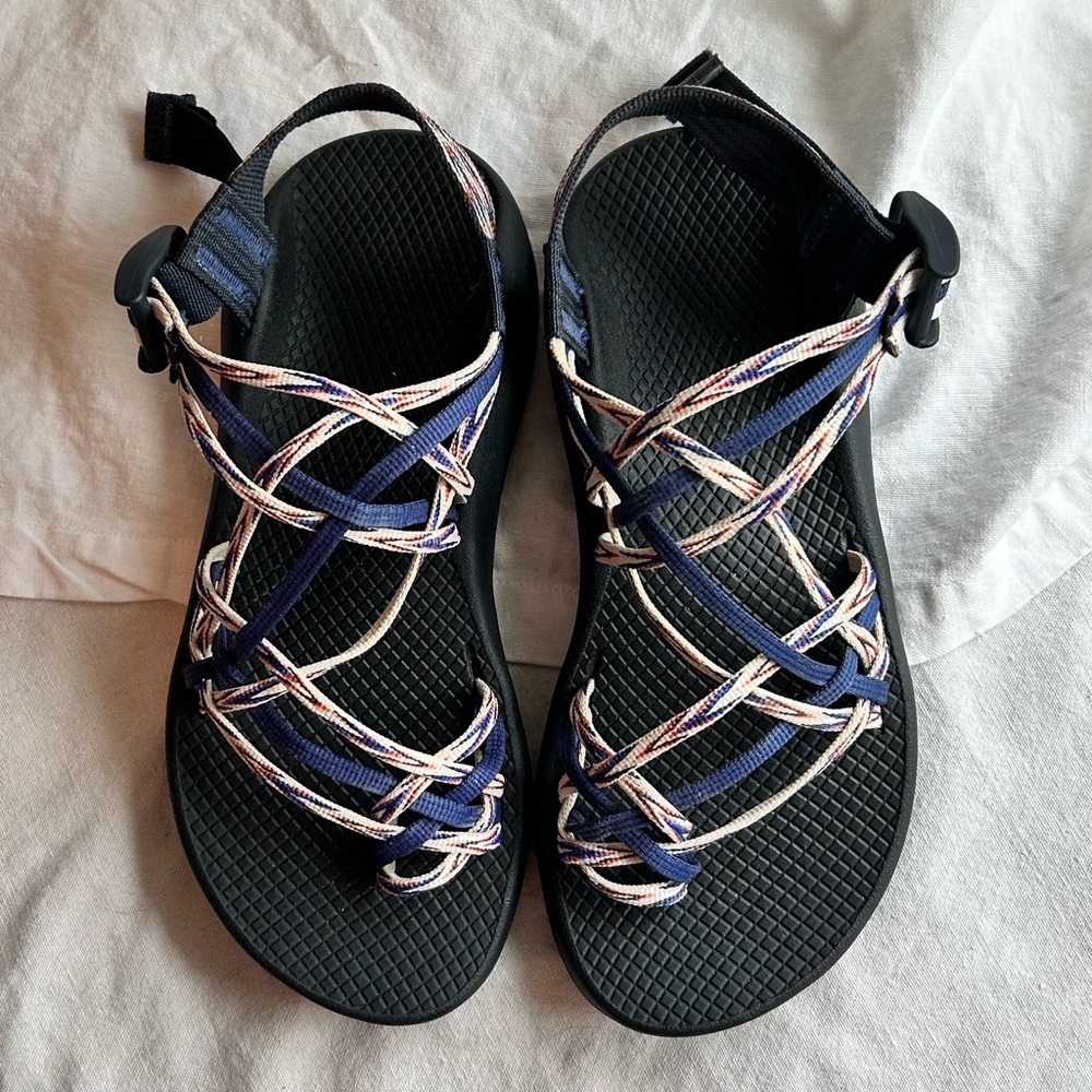 Classic Triple Strap Chaco Sandals zx3 incan red white and blue w 7
